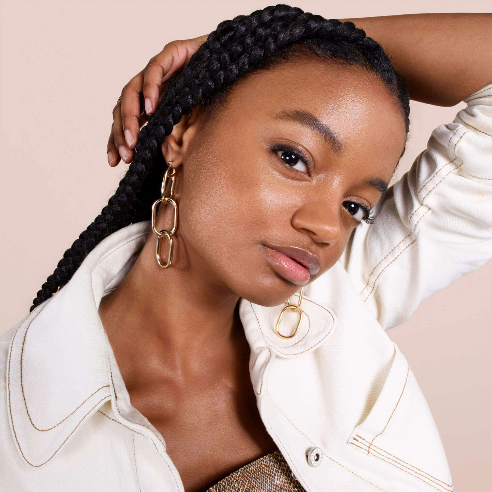 TEINT IDOLE ULTRA WEAR CARE & GLOW - טיינט אידול אולטרה וור קייר & גלאו