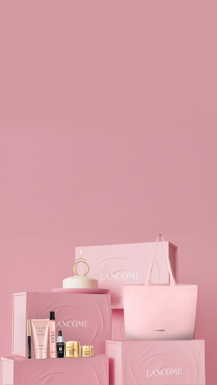 תיק עם 8 מוצרים מתנה!​ | Lancome